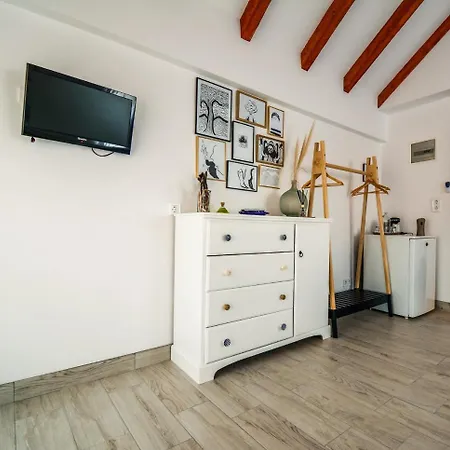 Holiday House In Meka Draga 36082 * Kastel Zegarski